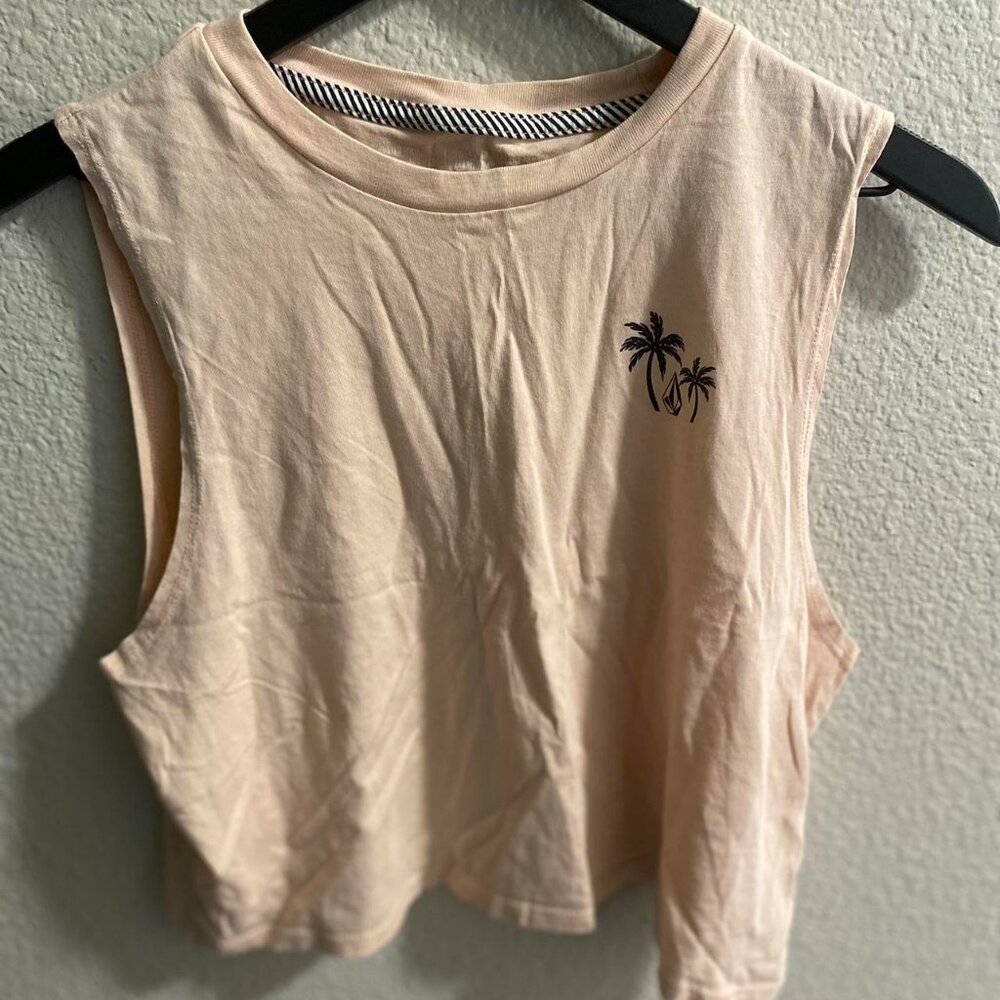 Volcom Women's Peach crop shirt